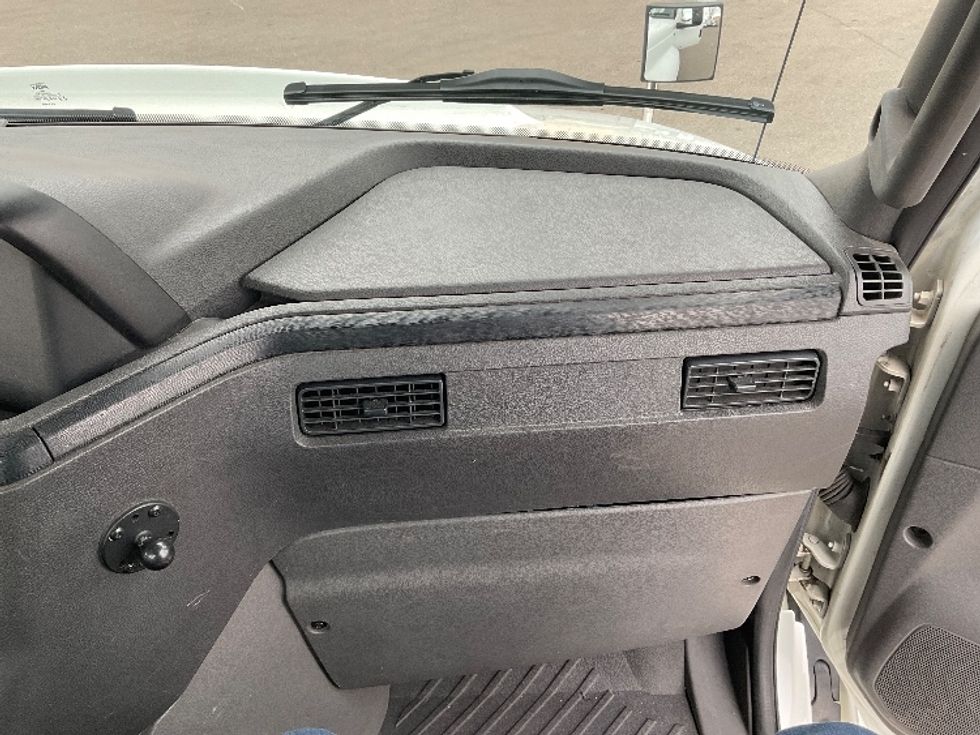 Day Cab Tractor-Heavy Duty Tractors-International-2019-RH613-Lansing-MI-287,060\n\t\tmiles-$ 23,250 - Image 13