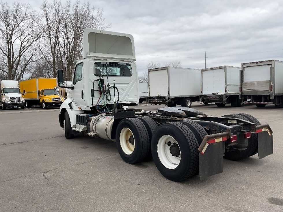 Day Cab Tractor-Heavy Duty Tractors-International-2019-RH613-Lansing-MI-287,060\n\t\tmiles-$ 23,250 - Image 5