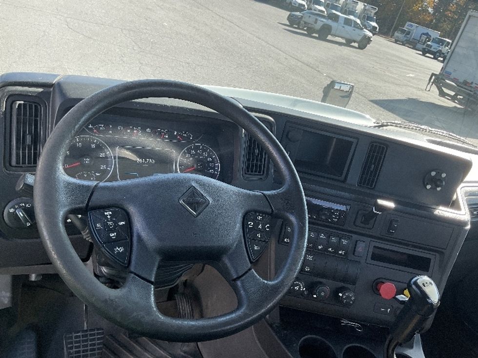 Day Cab Tractor-Heavy Duty Tractors-International-2019-RH613-Little Rock-AR-261,733\n\t\tmiles-$ 24,500 - Image 11