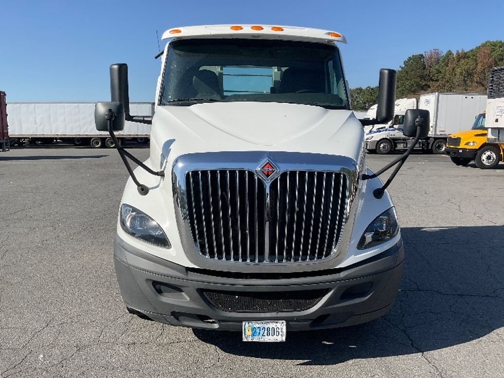 Day Cab Tractor-Heavy Duty Tractors-International-2019-RH613-Little Rock-AR-261,733\n\t\tmiles-$ 24,500 - Image 2