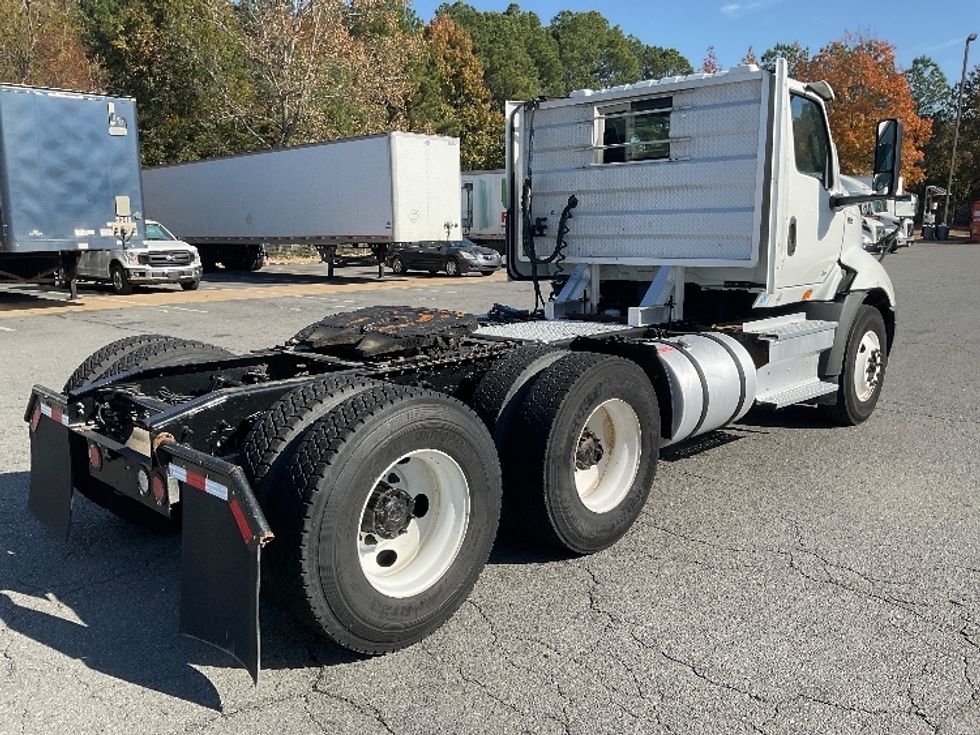 Day Cab Tractor-Heavy Duty Tractors-International-2019-RH613-Little Rock-AR-261,733\n\t\tmiles-$ 24,500 - Image 7
