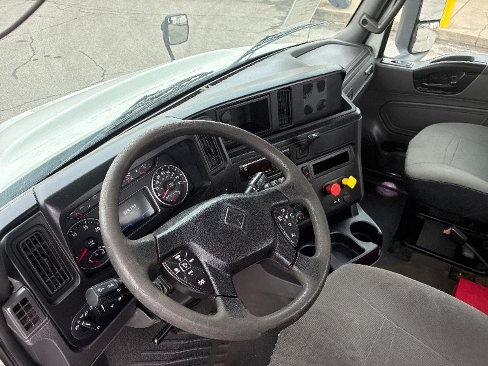 Day Cab Tractor-Heavy Duty Tractors-International-2019-RH613-Nashville (Mount Juliet)-TN-329,151\n\t\tmiles-$ 14,250 - Image 10