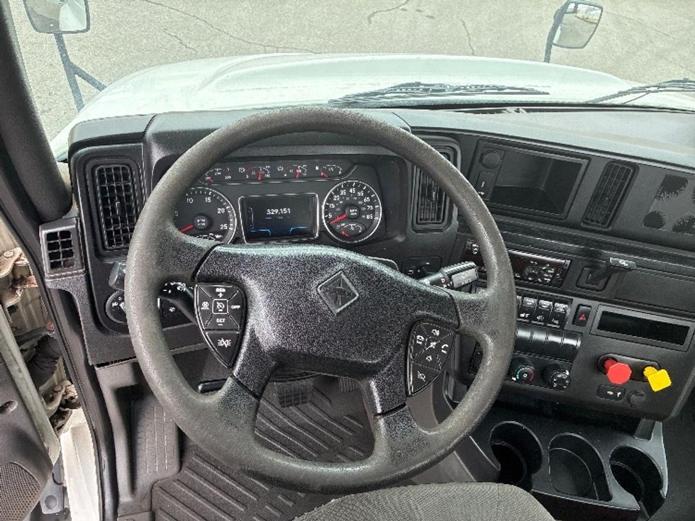 Day Cab Tractor-Heavy Duty Tractors-International-2019-RH613-Nashville (Mount Juliet)-TN-329,151\n\t\tmiles-$ 14,250 - Image 11