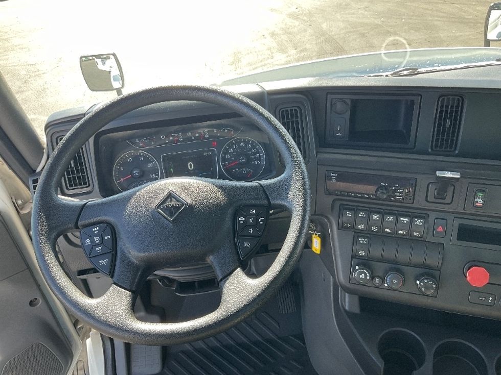 Day Cab Tractor-Heavy Duty Tractors-International-2019-RH613-Phoenix-AZ-424,571\n\t\tmiles-$ 28,750 - Image 10