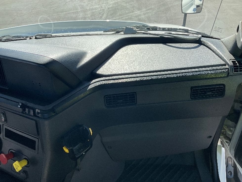 Day Cab Tractor-Heavy Duty Tractors-International-2019-RH613-Phoenix-AZ-424,571\n\t\tmiles-$ 28,750 - Image 12