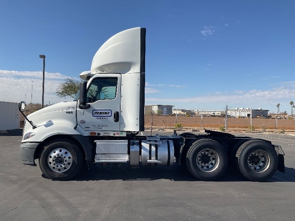 Day Cab Tractor-Heavy Duty Tractors-International-2019-RH613-Phoenix-AZ-424,571\n\t\tmiles-$ 28,750 - Image 4