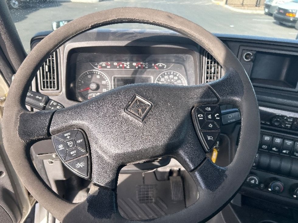 2019 International RH613 RH photo 10