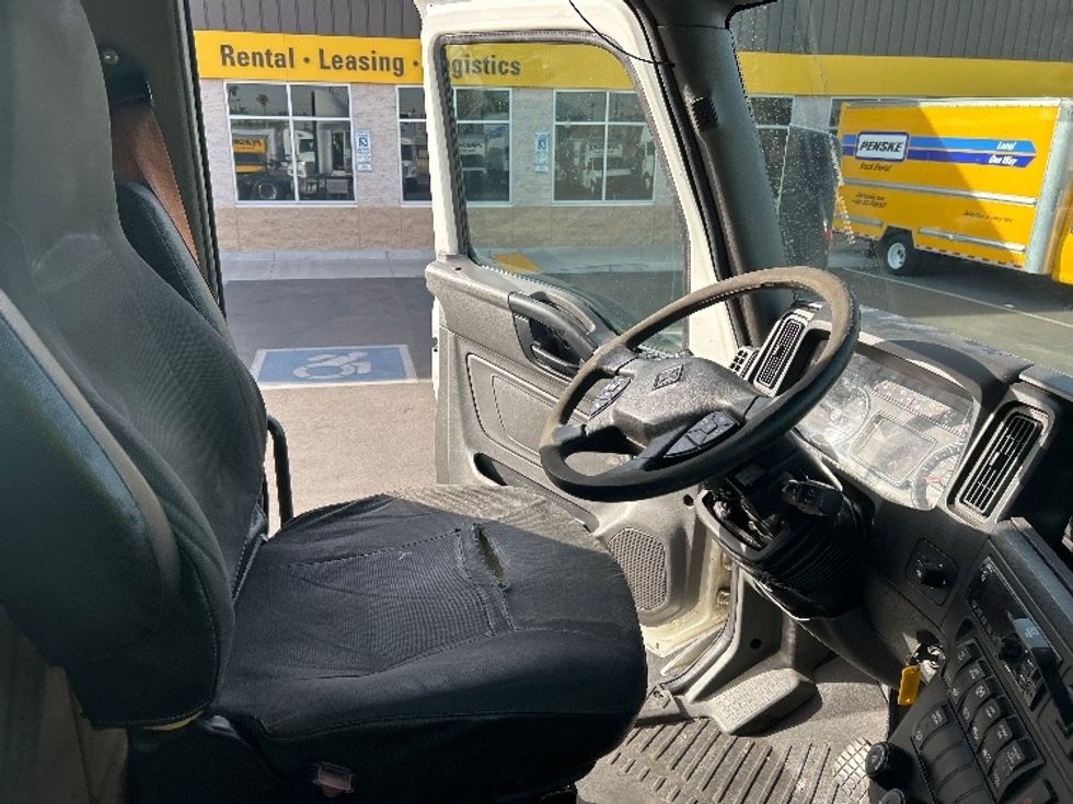 2019 International RH613 RH photo 13