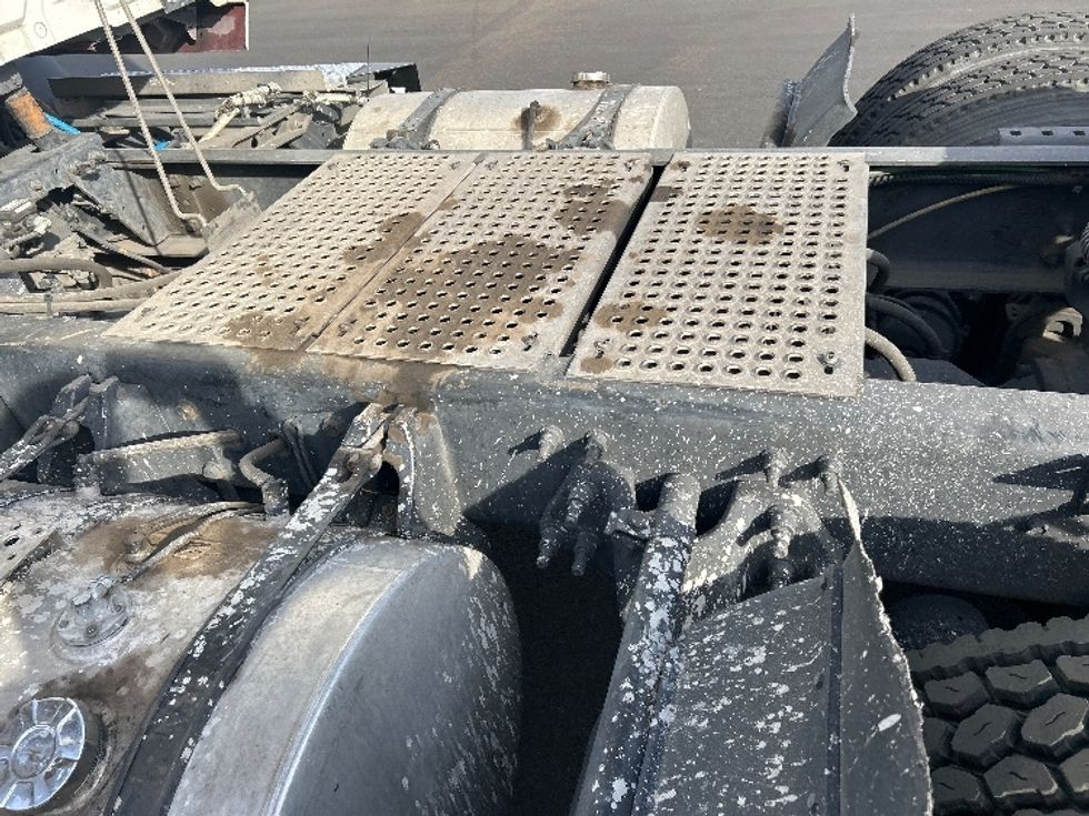 Day Cab Tractor-Heavy Duty Tractors-International-2019-RH613-Phoenix-AZ-440,000\n\t\tmiles-$ 23,000 - Image 18
