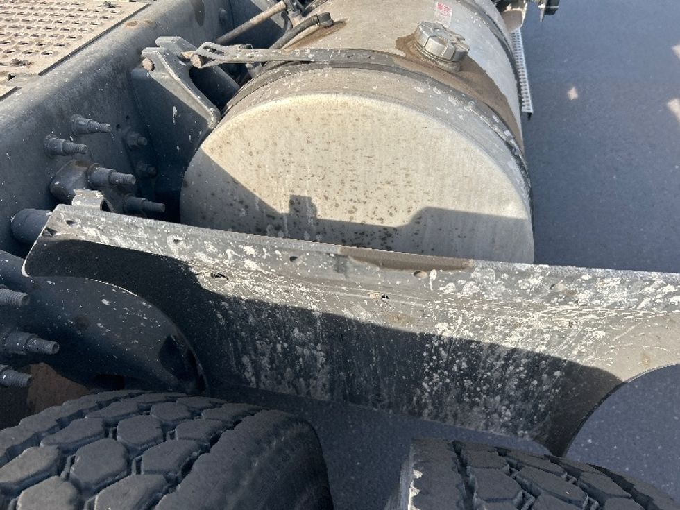 Day Cab Tractor-Heavy Duty Tractors-International-2019-RH613-Phoenix-AZ-440,000\n\t\tmiles-$ 23,000 - Image 21