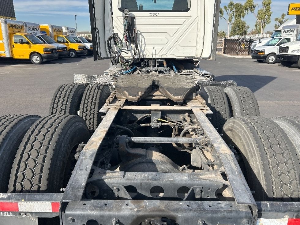 2019 International RH613 RH photo 6