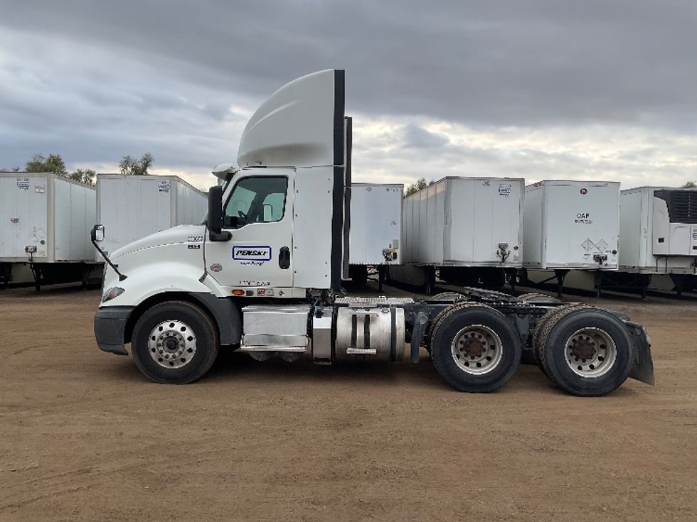 Day Cab Tractor-Heavy Duty Tractors-International-2019-RH613-Phoenix-AZ-451,664\n\t\tmiles-$ 27,000 - Image 4