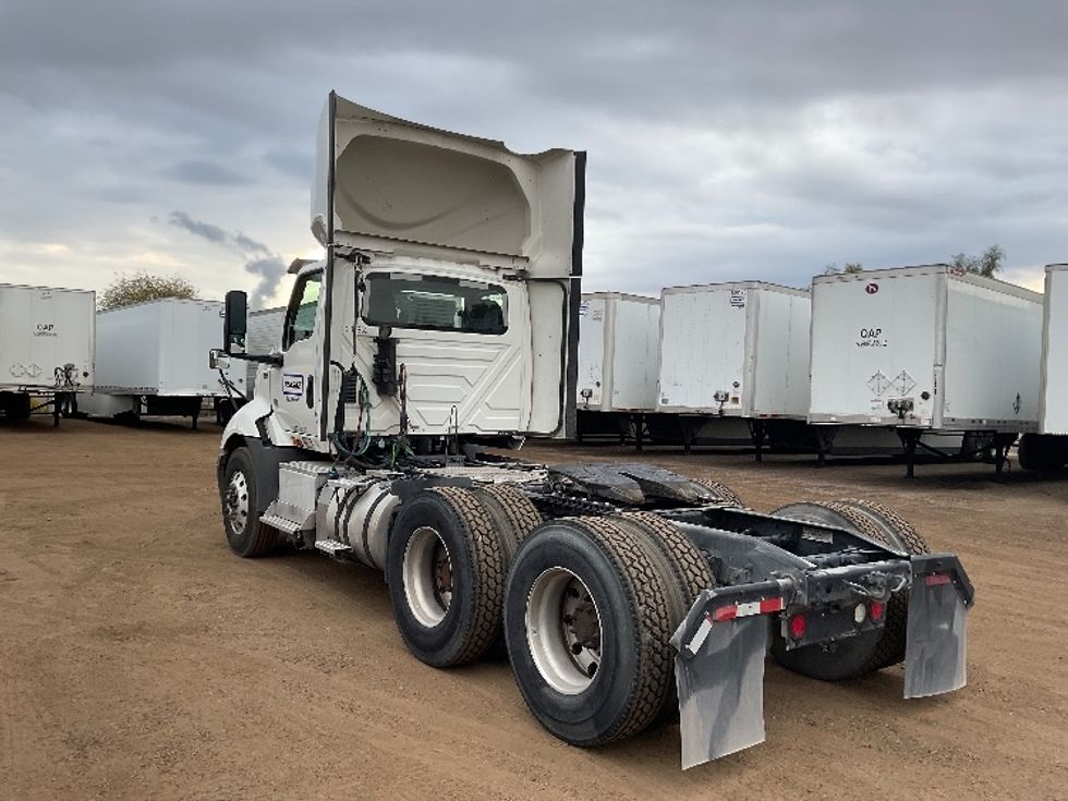Day Cab Tractor-Heavy Duty Tractors-International-2019-RH613-Phoenix-AZ-451,664\n\t\tmiles-$ 27,000 - Image 5