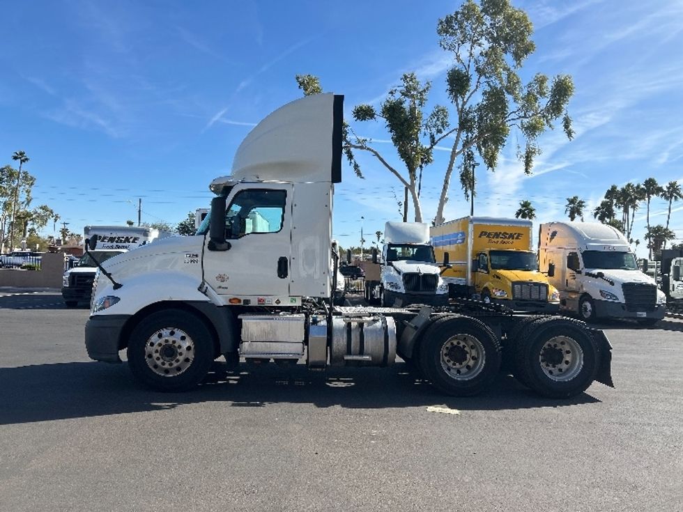 Day Cab Tractor-Heavy Duty Tractors-International-2019-RH613-Phoenix-AZ-495,564\n\t\tmiles-$ 24,750 - Image 4