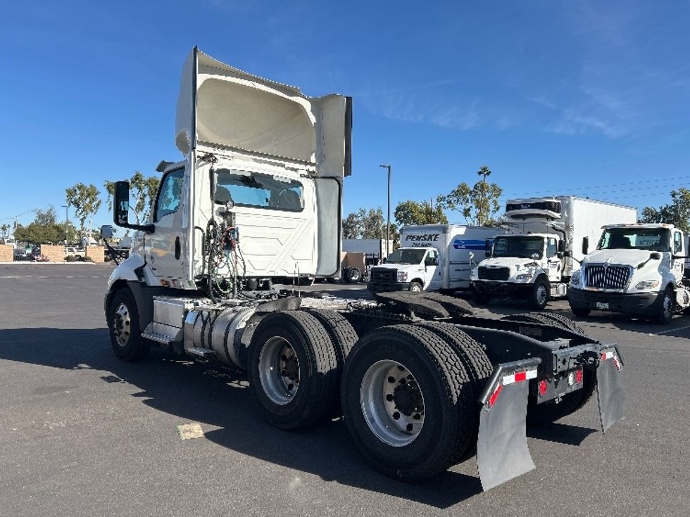 Day Cab Tractor-Heavy Duty Tractors-International-2019-RH613-Phoenix-AZ-495,564\n\t\tmiles-$ 24,750 - Image 5