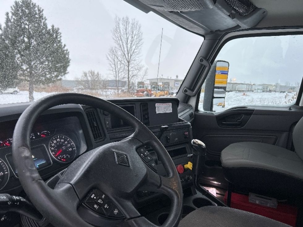 Day Cab Tractor-Heavy Duty Tractors-International-2019-RH613-Saginaw-MI-335,844\n\t\tmiles-$ 15,000 - Image 10