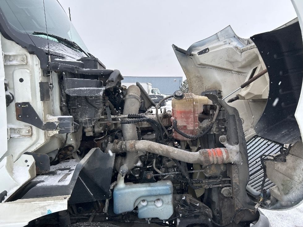 Day Cab Tractor-Heavy Duty Tractors-International-2019-RH613-Saginaw-MI-335,844\n\t\tmiles-$ 15,000 - Image 15