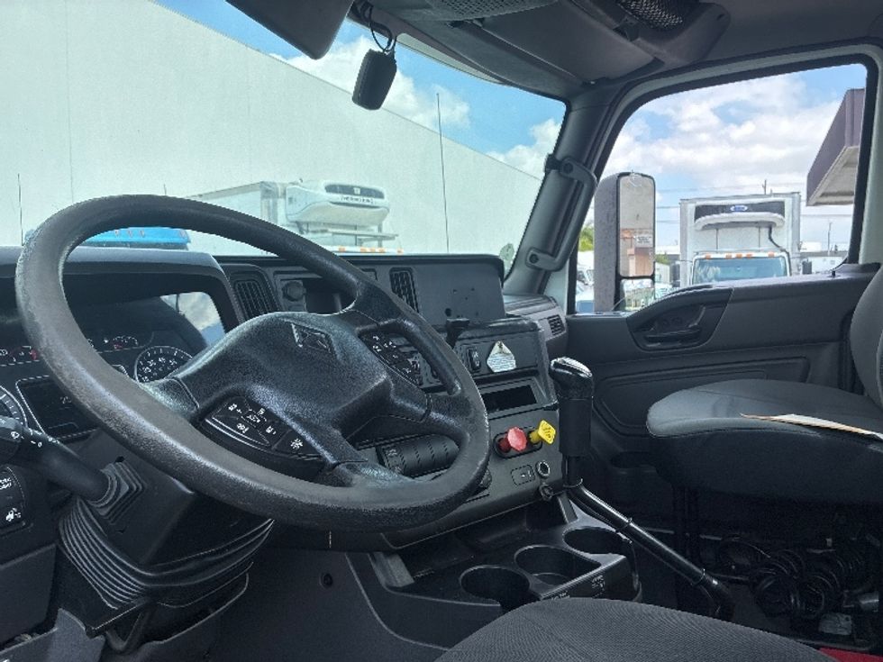 Day Cab Tractor-Heavy Duty Tractors-International-2019-RH613-Vernon-CA-256,817\n\t\tmiles-$ 19,000 - Image 10