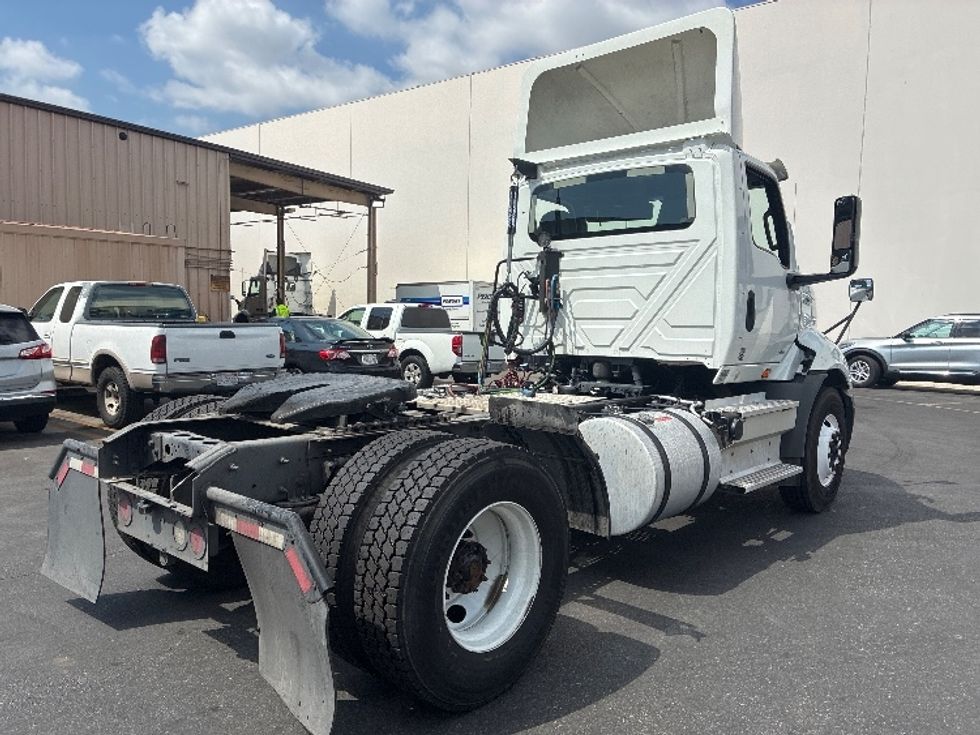 Day Cab Tractor-Heavy Duty Tractors-International-2019-RH613-Vernon-CA-256,817\n\t\tmiles-$ 19,000 - Image 7