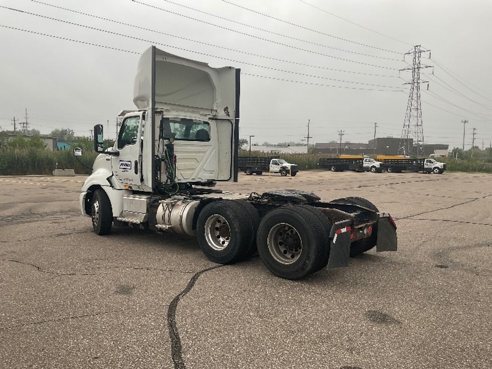 Day Cab Tractor-Heavy Duty Tractors-International-2019-RH613-Warren-MI-338,520\n\t\tmiles-$ 23,500 - Image 5