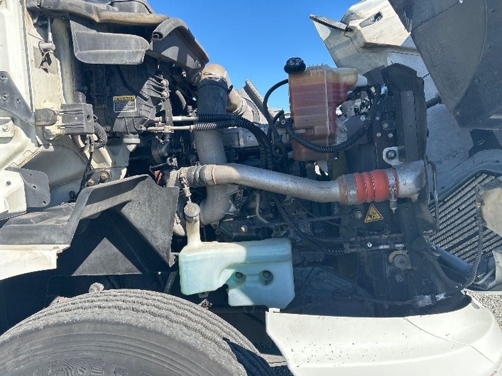 Day Cab Tractor-Heavy Duty Tractors-International-2019-RH613-West Sacramento-CA-64,536\n\t\tmiles-$ 20,250 - Image 15