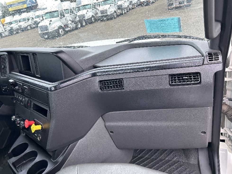 Day Cab Tractor-Heavy Duty Tractors-International-2019-RH613-West Sacramento-CA-87,461\n\t\tmiles-$ 20,250 - Image 13