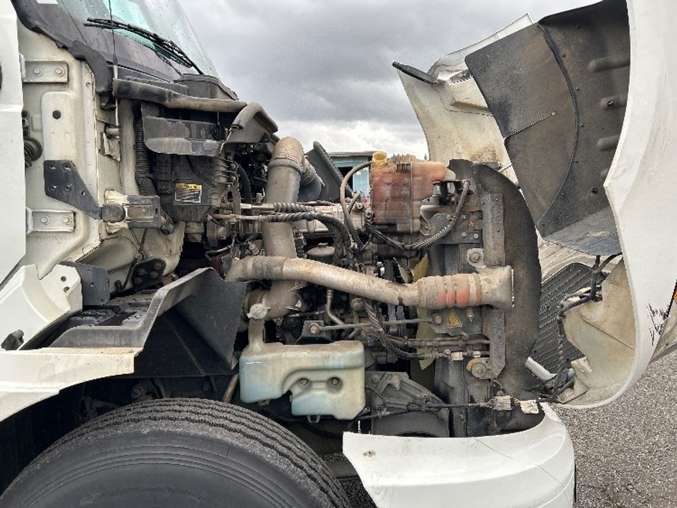 Day Cab Tractor-Heavy Duty Tractors-International-2019-RH613-West Sacramento-CA-87,461\n\t\tmiles-$ 20,250 - Image 15