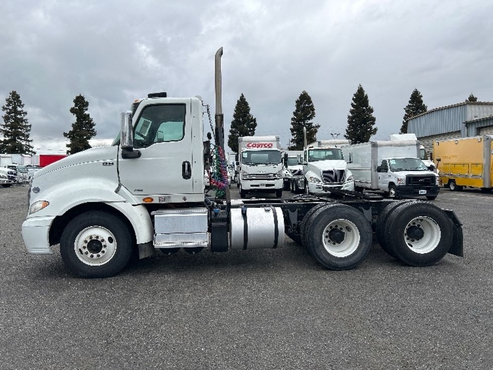 Day Cab Tractor-Heavy Duty Tractors-International-2019-RH613-West Sacramento-CA-87,461\n\t\tmiles-$ 20,250 - Image 4