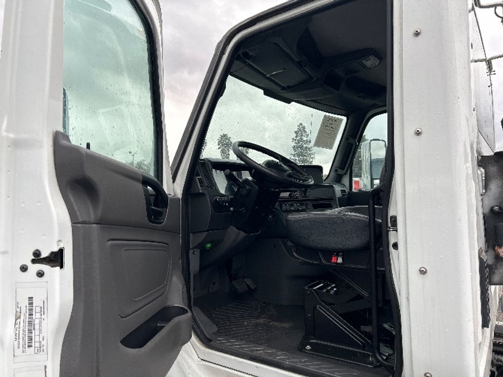 Day Cab Tractor-Heavy Duty Tractors-International-2019-RH613-West Sacramento-CA-87,461\n\t\tmiles-$ 20,250 - Image 9