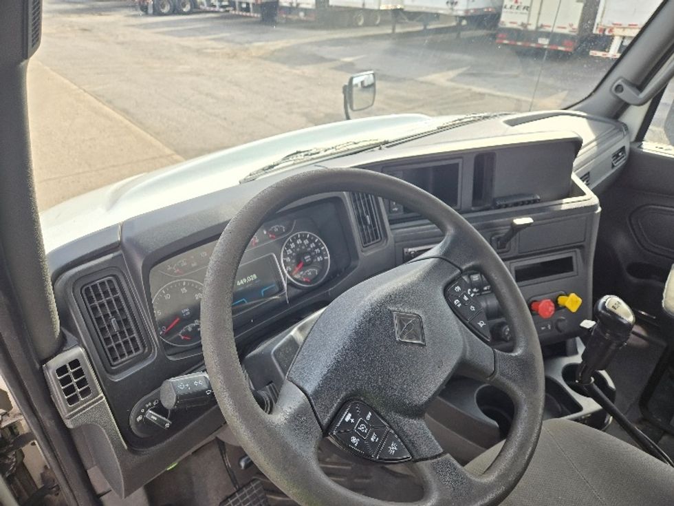 Day Cab Tractor-Heavy Duty Tractors-International-2019-RH613-White Deer-PA-448,879\n\t\tmiles-$ 22,750 - Image 10