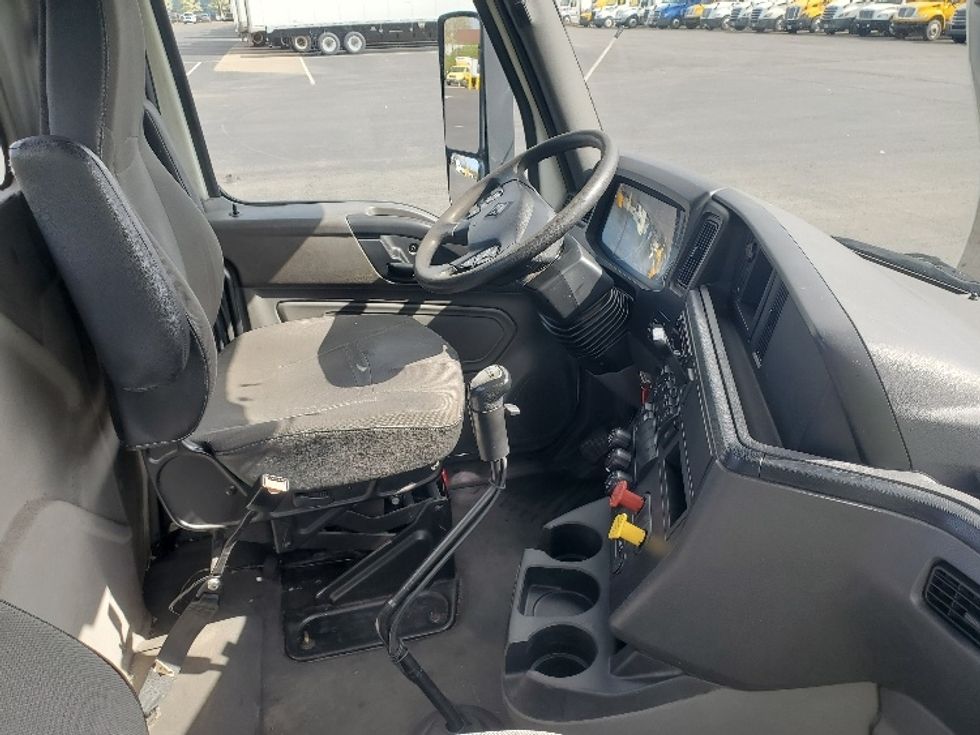Day Cab Tractor-Heavy Duty Tractors-International-2019-RH613-White Deer-PA-472,641\n\t\tmiles-$ 22,750 - Image 14