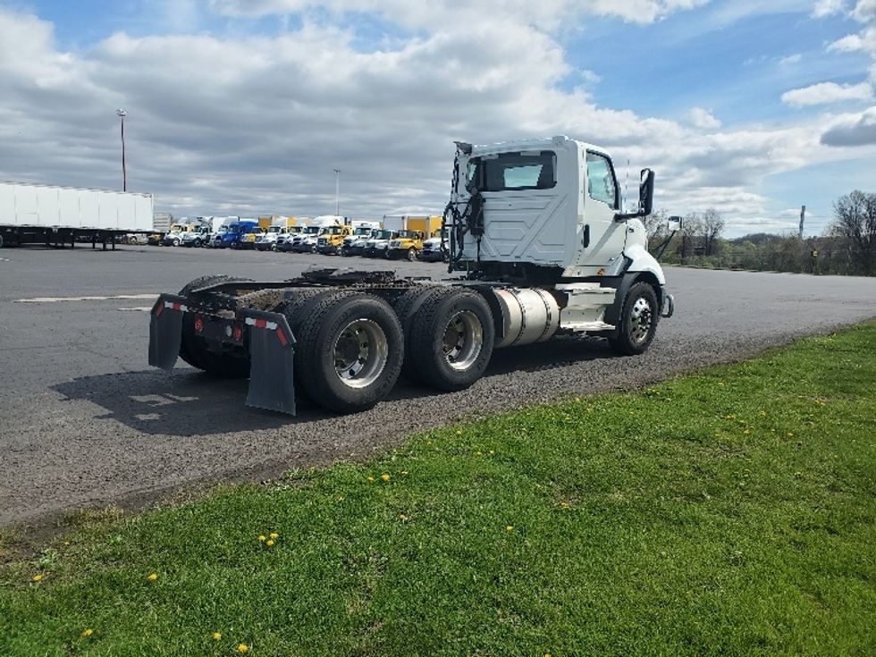 Day Cab Tractor-Heavy Duty Tractors-International-2019-RH613-White Deer-PA-472,641\n\t\tmiles-$ 22,750 - Image 7