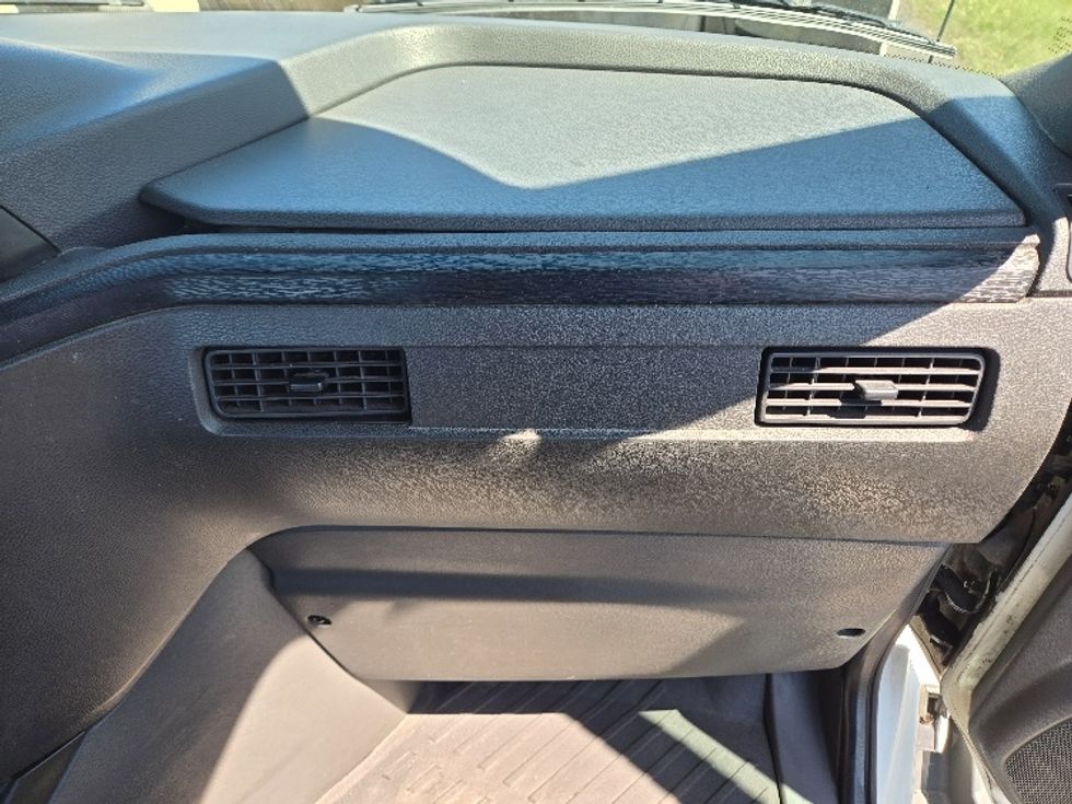 Day Cab Tractor-Heavy Duty Tractors-International-2019-RH613-White Deer-PA-504,513\n\t\tmiles-$ 22,750 - Image 13