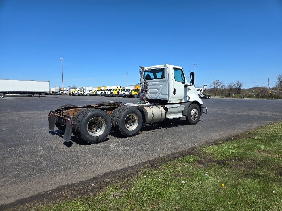 Day Cab Tractor-Heavy Duty Tractors-International-2019-RH613-White Deer-PA-504,513\n\t\tmiles-$ 22,750 - Image 7