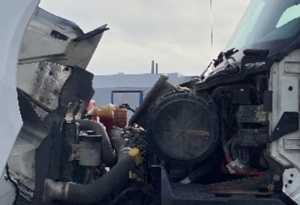 Day Cab Tractor-Heavy Duty Tractors-International-2019-RH613-Zelienople-PA-294,845\n\t\tmiles-$ 33,500 - Image 15