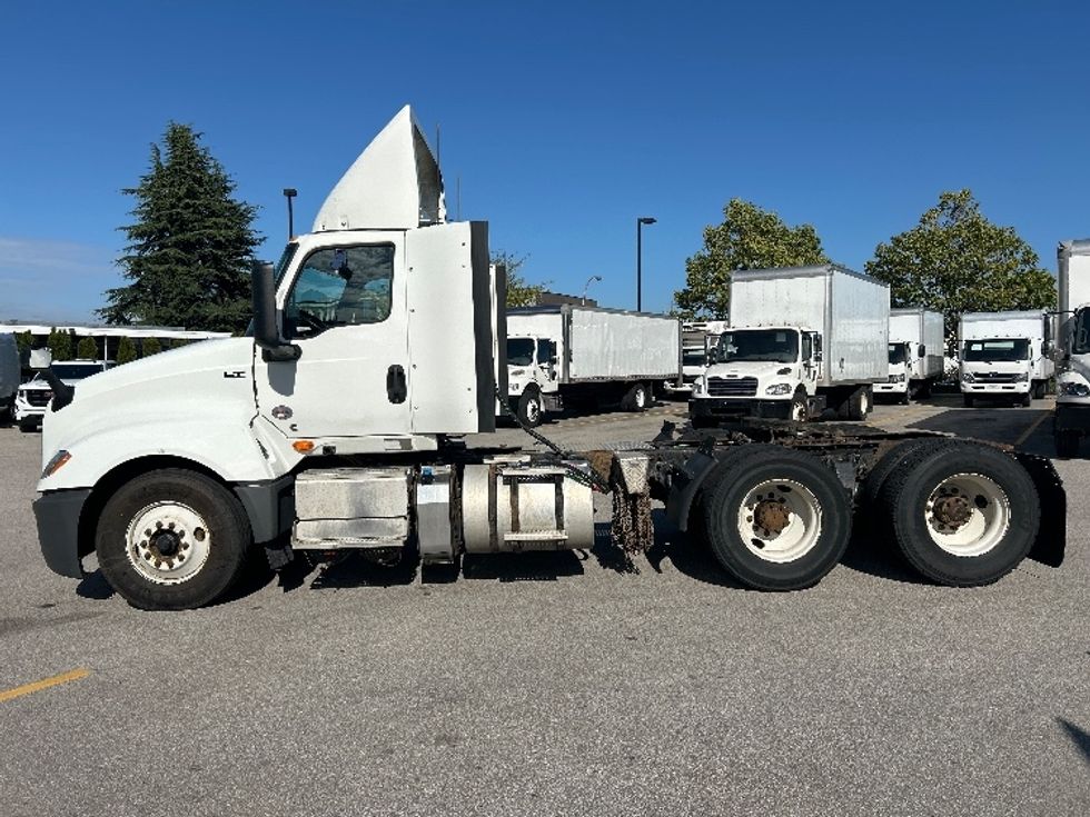 Day Cab Tractor-Heavy Duty Tractors-International-2020-LT625-Abbotsford-BC-451,542\n\t\tkm-$ 57,000 - Image 4