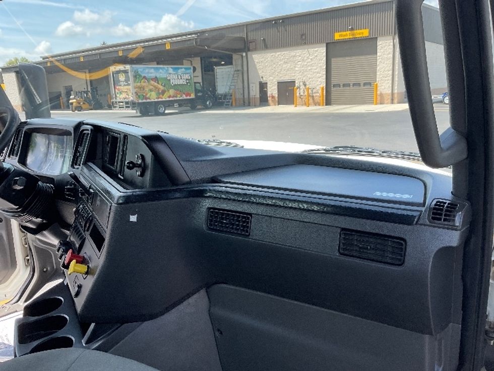 Day Cab Tractor-Heavy Duty Tractors-International-2020-LT625-Akron-OH-266,104\n\t\tmiles-$ 34,000 - Image 13