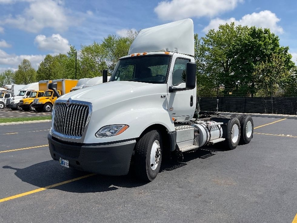 Day Cab Tractor-Heavy Duty Tractors-International-2020-LT625-Akron-OH-266,104\n\t\tmiles-$ 34,000 - Image 3