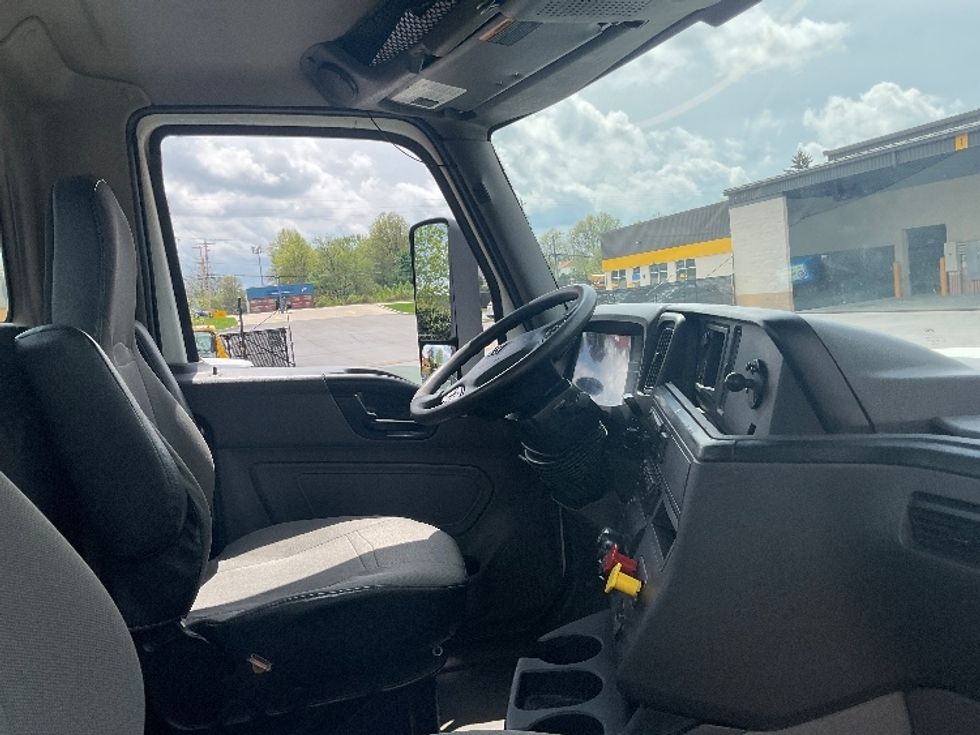 Day Cab Tractor-Heavy Duty Tractors-International-2020-LT625-Akron-OH-324,202\n\t\tmiles-$ 30,750 - Image 14