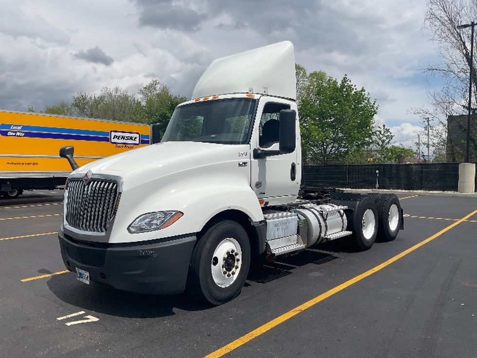 Day Cab Tractor-Heavy Duty Tractors-International-2020-LT625-Akron-OH-324,202\n\t\tmiles-$ 30,750 - Image 3