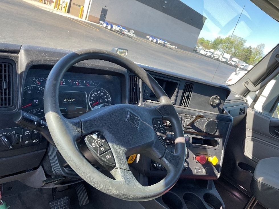 Day Cab Tractor-Heavy Duty Tractors-International-2020-LT625-Akron-OH-375,523\n\t\tmiles-$ 28,000 - Image 10