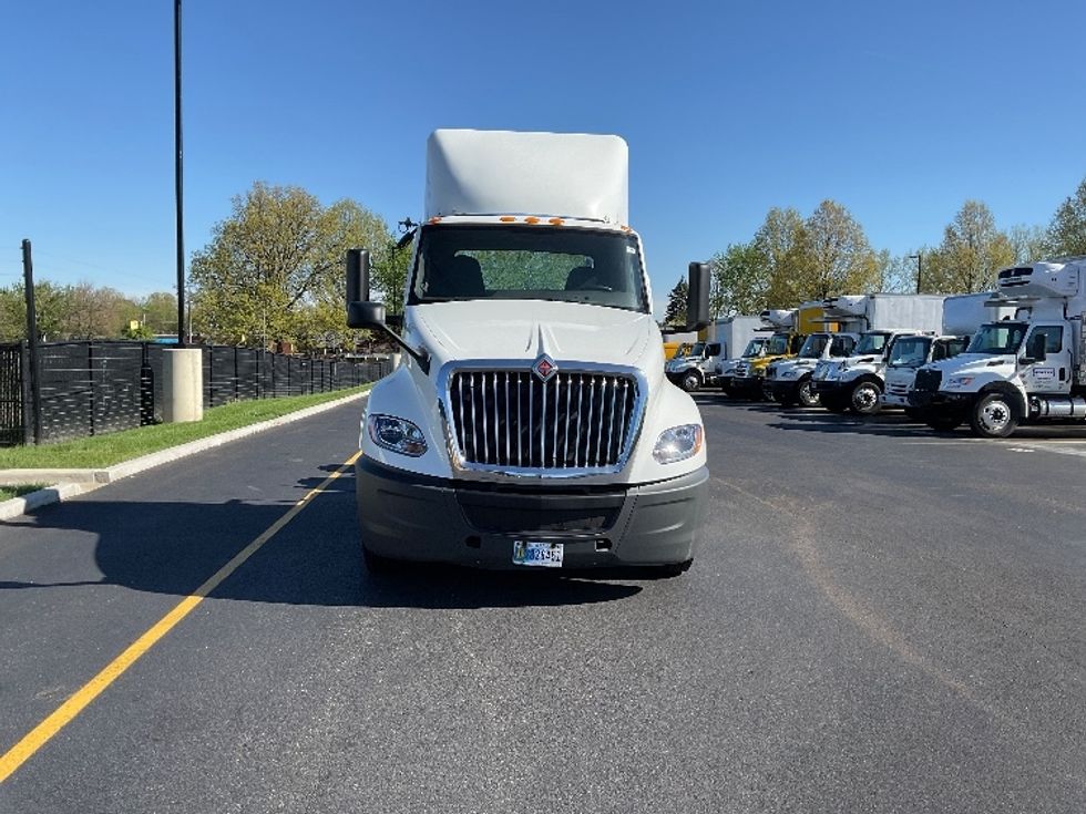 Day Cab Tractor-Heavy Duty Tractors-International-2020-LT625-Akron-OH-375,523\n\t\tmiles-$ 28,000 - Image 2