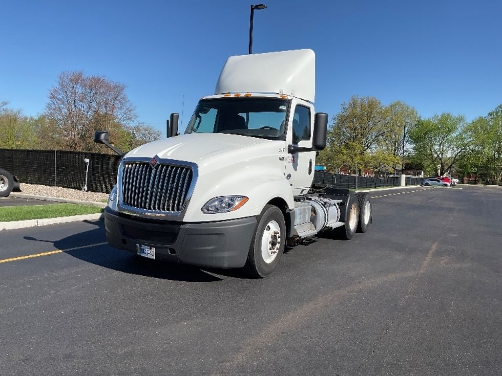 Day Cab Tractor-Heavy Duty Tractors-International-2020-LT625-Akron-OH-375,523\n\t\tmiles-$ 28,000 - Image 3