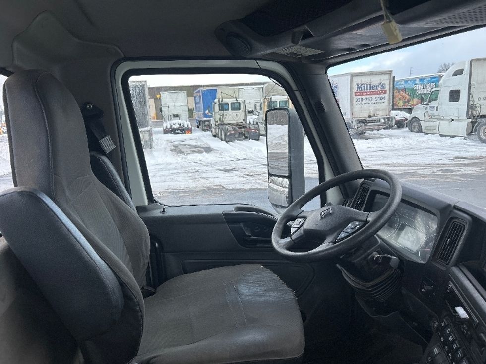 Day Cab Tractor-Heavy Duty Tractors-International-2020-LT625-Akron-OH-381,047\n\t\tmiles-$ 26,250 - Image 14