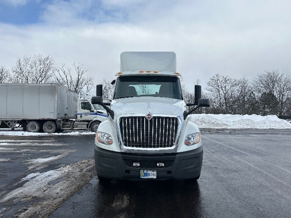 Day Cab Tractor-Heavy Duty Tractors-International-2020-LT625-Akron-OH-381,047\n\t\tmiles-$ 26,250 - Image 2