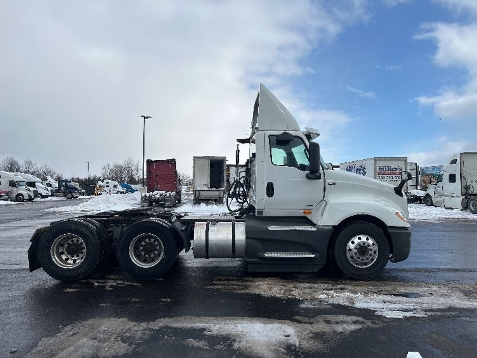 Day Cab Tractor-Heavy Duty Tractors-International-2020-LT625-Akron-OH-381,047\n\t\tmiles-$ 26,250 - Image 8