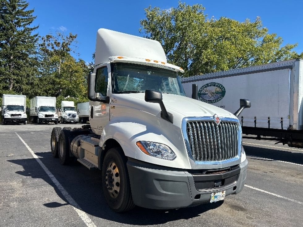Day Cab Tractor-Heavy Duty Tractors-International-2020-LT625-Albany-NY-254,562\n\t\tmiles-$ 36,500 - Image 1