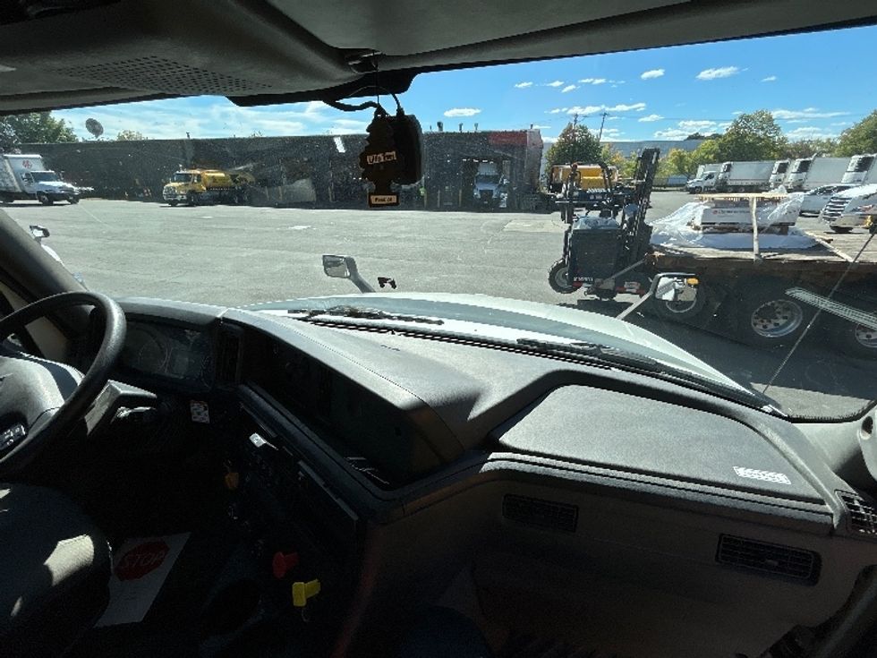 Day Cab Tractor-Heavy Duty Tractors-International-2020-LT625-Albany-NY-254,562\n\t\tmiles-$ 36,500 - Image 13