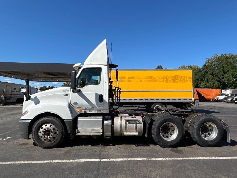 Day Cab Tractor-Heavy Duty Tractors-International-2020-LT625-Albany-NY-254,562\n\t\tmiles-$ 36,500 - Image 4