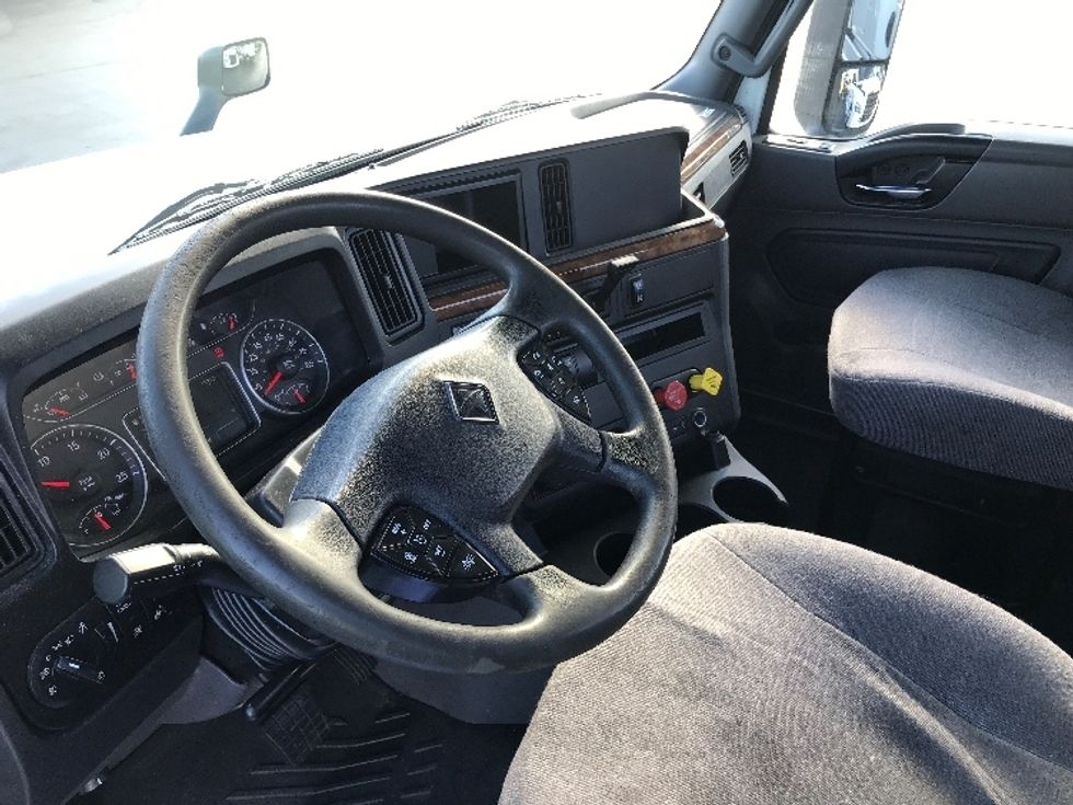 Day Cab Tractor-Heavy Duty Tractors-International-2020-LT625-Allentown-PA-245,545\n\t\tmiles-$ 34,000 - Image 10